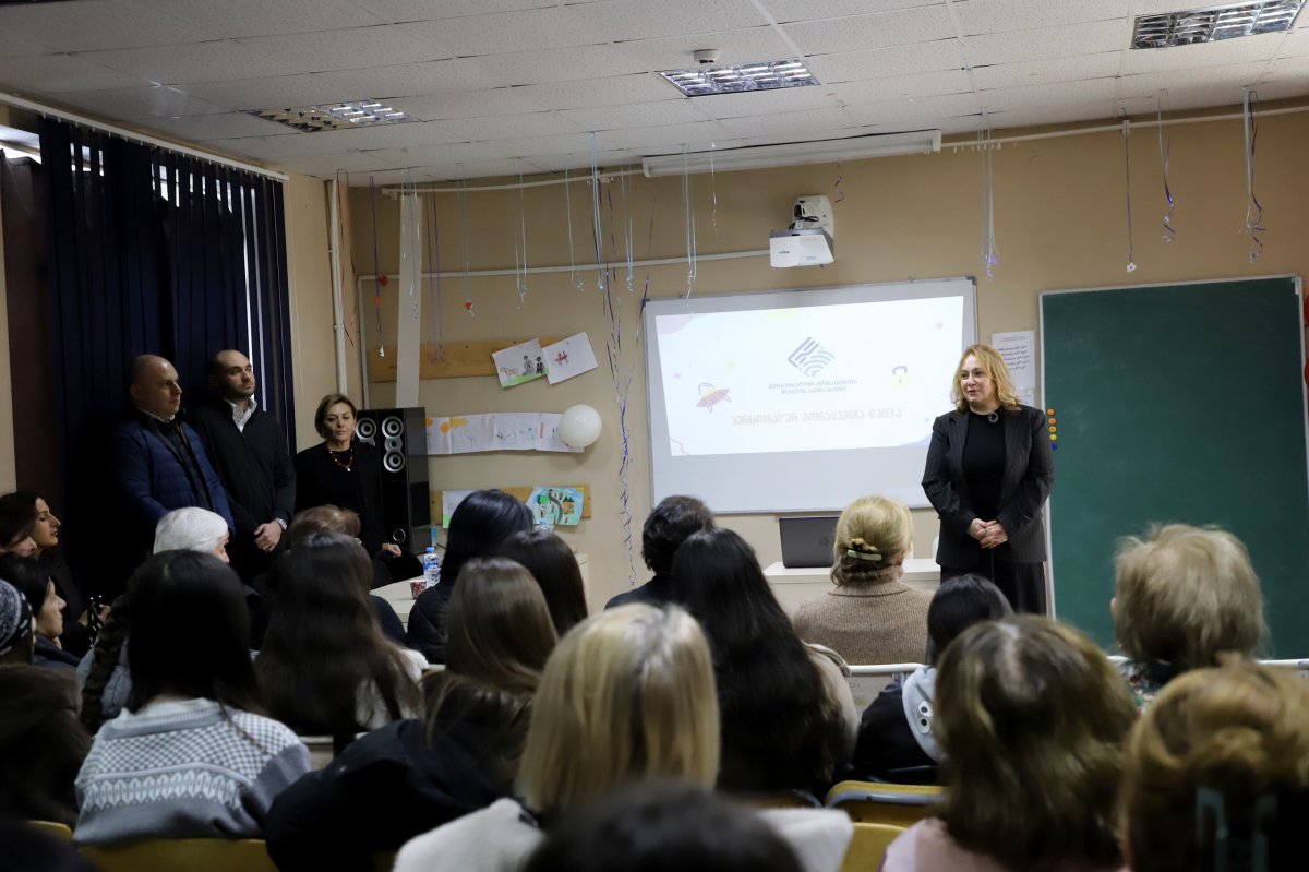 პერსონალურ მონაცემთა დაცვის საერთაშორისო დღესთან დაკავშირებით, სამსახურმა ქვეყნის მასშტაბით სკოლებში მასშტაბური საინფორმაციო შეხვედრები გამართა