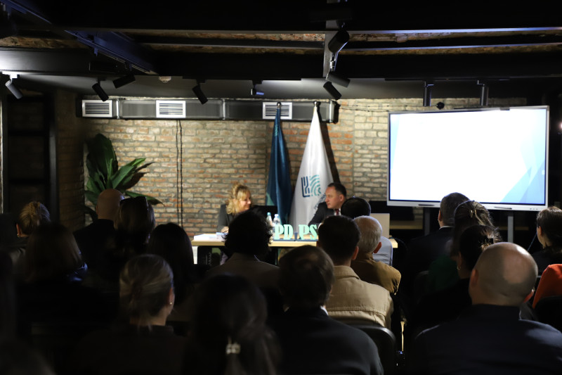 სამსახურის თანამშრომლებს სამართლის დოქტორმა - ვასილ გონაშვილმა ნორმატიული აქტის მომზადების გზამკვლევი წარუდგინა