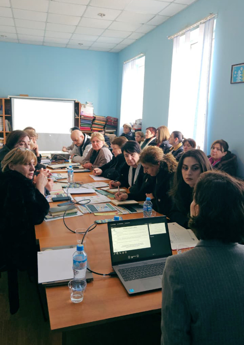 პერსონალურ მონაცემთა დაცვის საერთაშორისო დღესთან დაკავშირებით, სამსახურმა ქვეყნის მასშტაბით სკოლებში მასშტაბური საინფორმაციო შეხვედრები გამართა