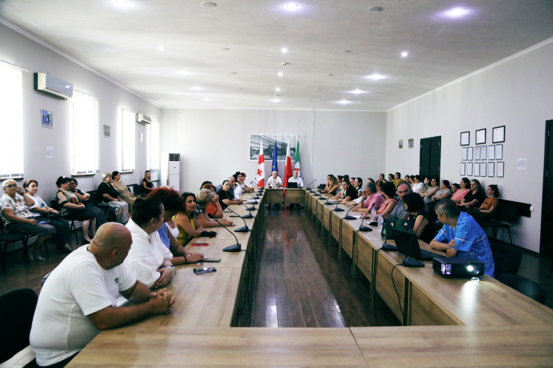 ახალი კანონით გათვალისწინებულ ცვლილებებთან დაკავშირებით საჯარო სექტორის წარმომადგენლებთან რეგიონული შეხვედრების ციკლის ფარგლებში, ტრენინგები ჩაატარდა