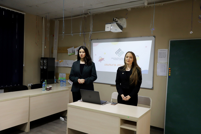 პერსონალურ მონაცემთა დაცვის საერთაშორისო დღესთან დაკავშირებით, სამსახურმა ქვეყნის მასშტაბით სკოლებში მასშტაბური საინფორმაციო შეხვედრები გამართა