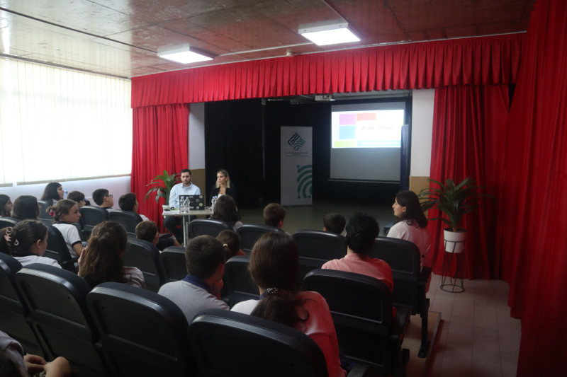 პროექტის „კონფიდენციალურობის გაკვეთილები“ ფარგლებში 600-მდე მოსწავლეს ტრენინგი ჩაუტარდა