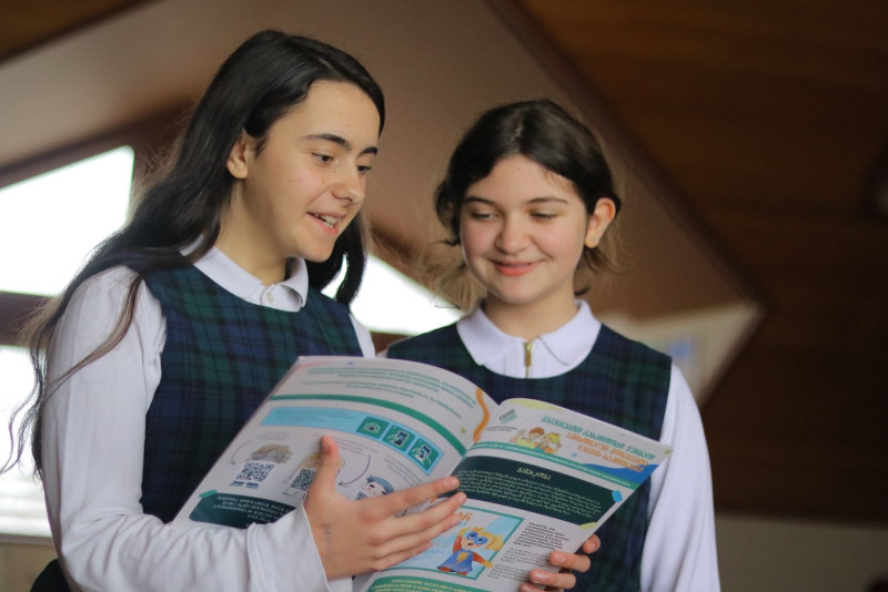 პერსონალურ მონაცემთა დაცვის საერთაშორისო დღესთან დაკავშირებით, სამსახურმა ქვეყნის მასშტაბით სკოლებში მასშტაბური საინფორმაციო შეხვედრები გამართა